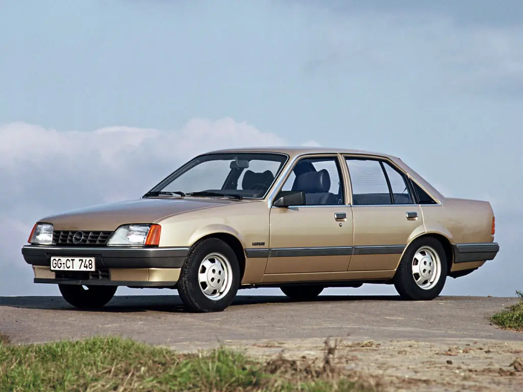 Opel Rekord 7 поколение, рестайлинг, седан (10.1982 - 08.1986)